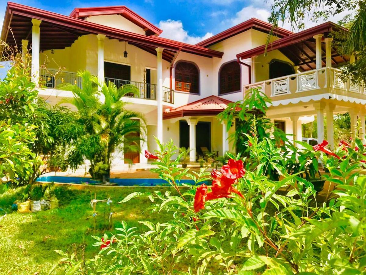 Green Edge Residences Dambulla Ngoại thất bức ảnh